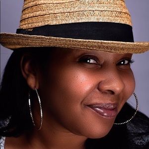 Meet your Posher, Erica